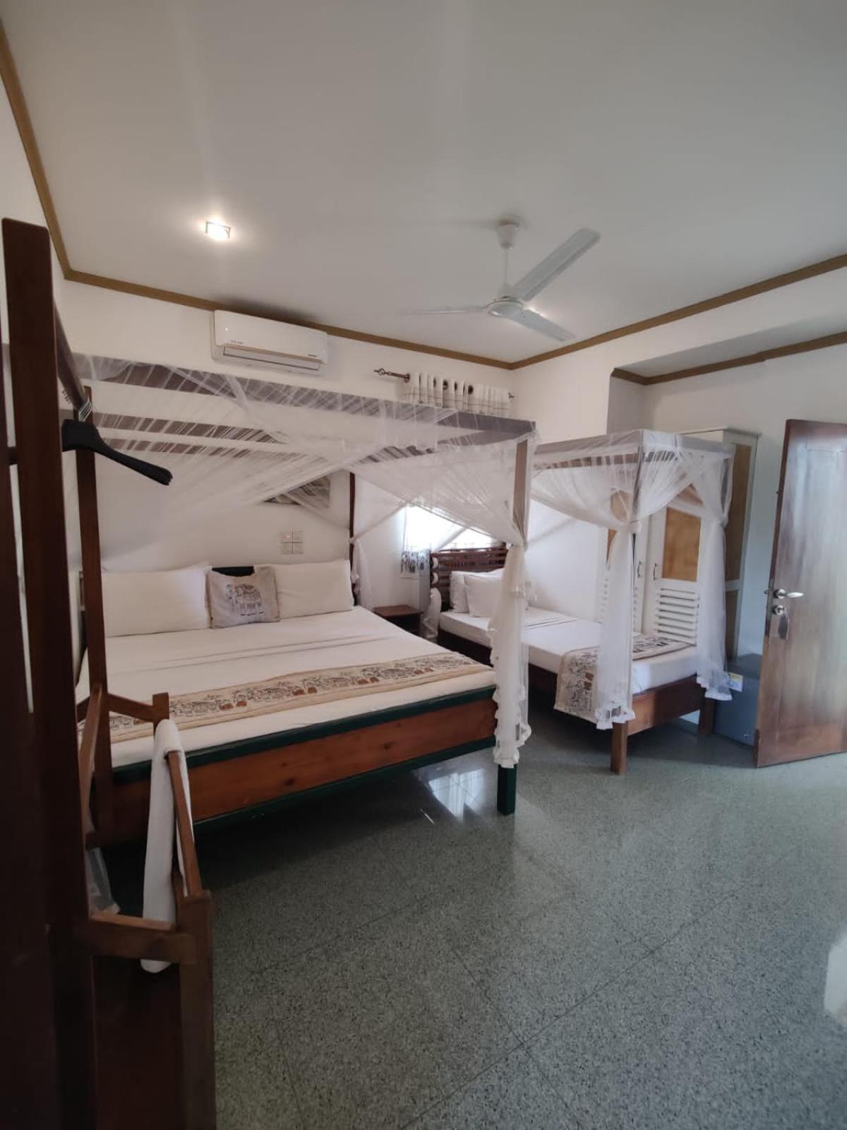 Suriya Arana Bed & Breakfast Negombo Exterior photo