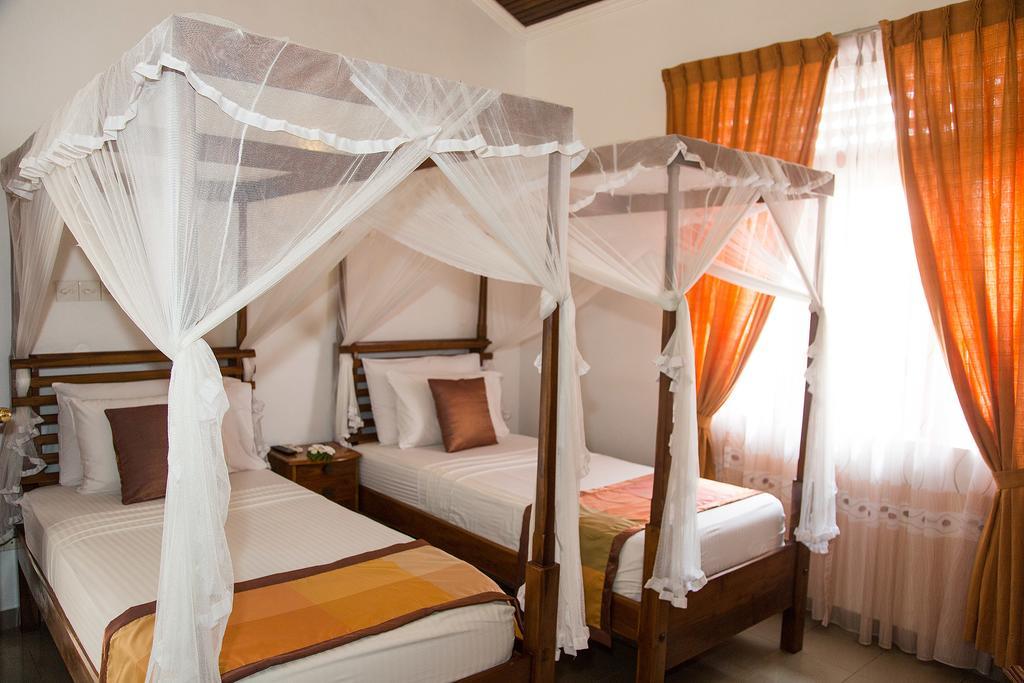 Suriya Arana Bed & Breakfast Negombo Exterior photo