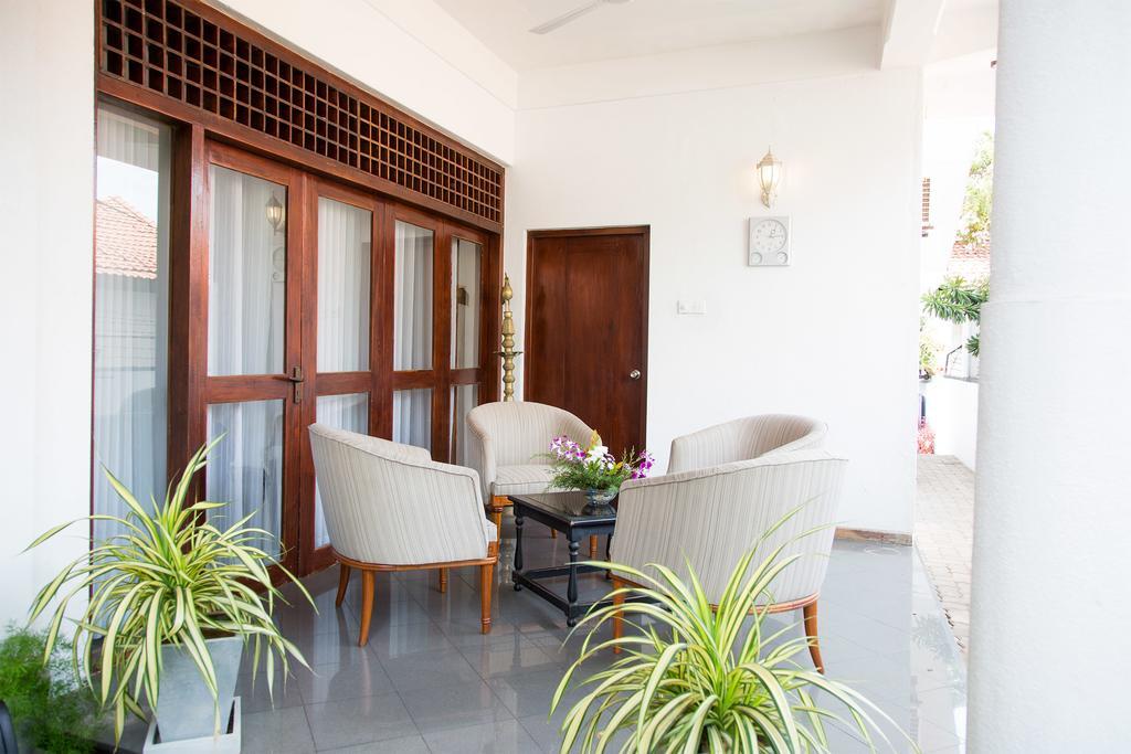 Suriya Arana Bed & Breakfast Negombo Exterior photo
