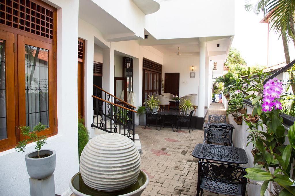 Suriya Arana Bed & Breakfast Negombo Exterior photo