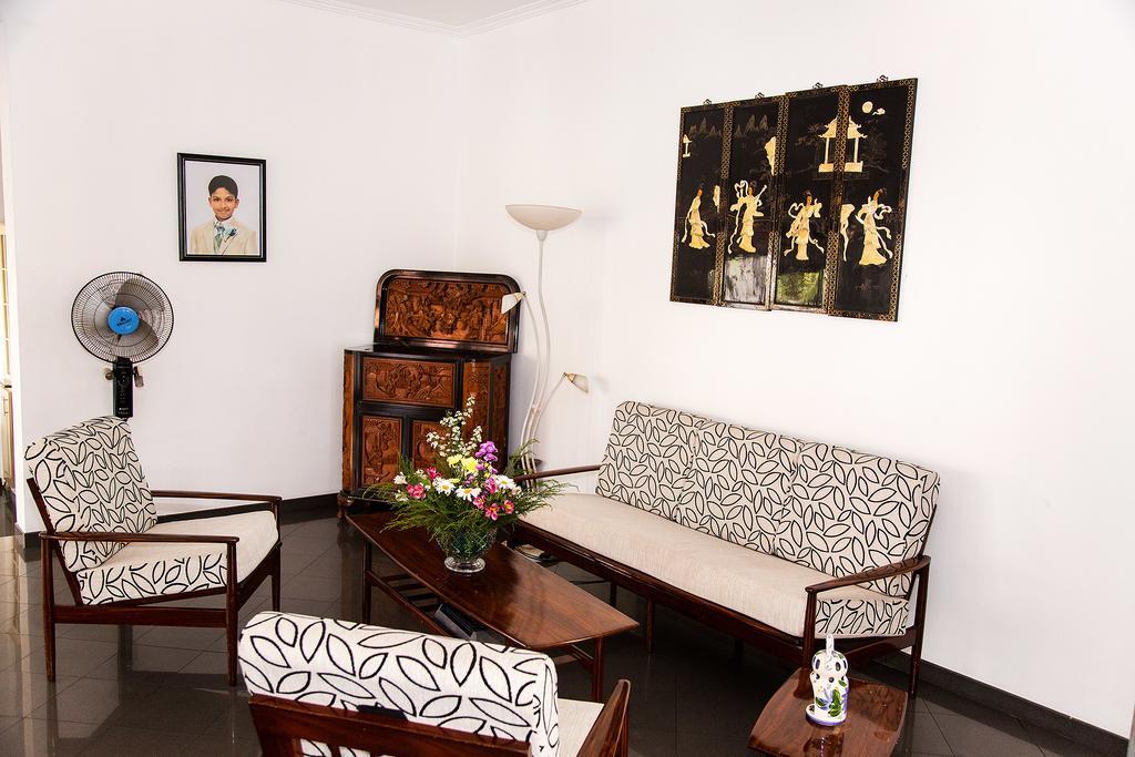 Suriya Arana Bed & Breakfast Negombo Exterior photo